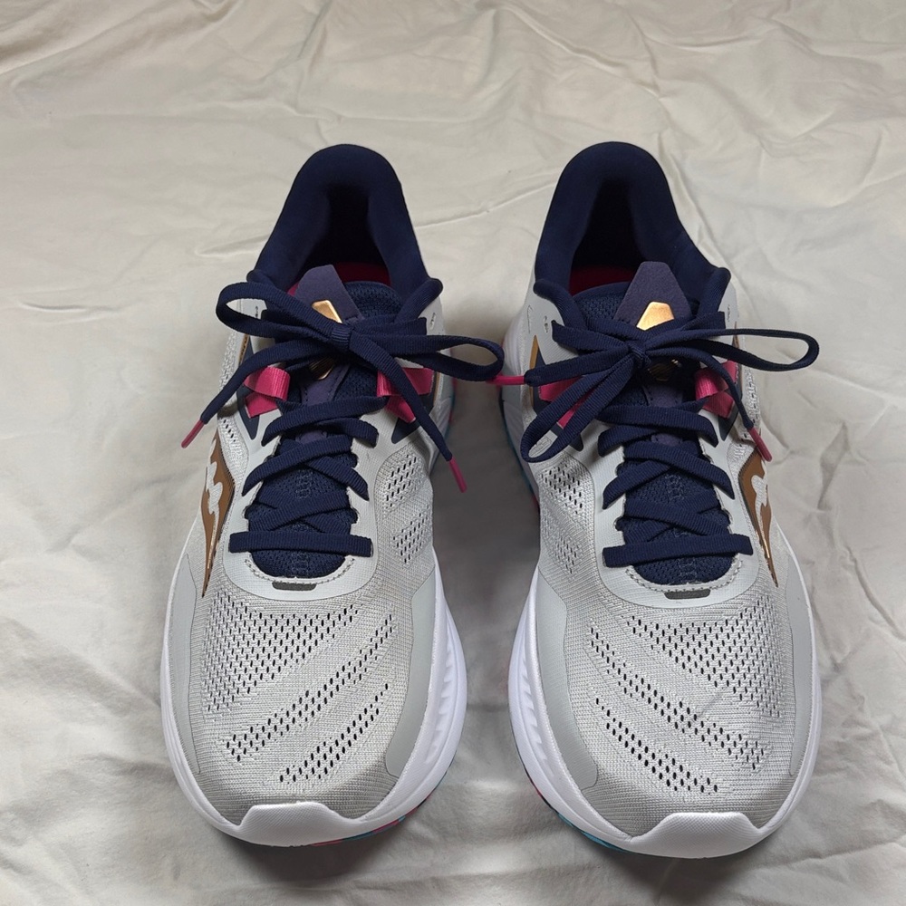 Saucony Women's Sneakers - White, Pink, and Gold - Picture 3 of 8